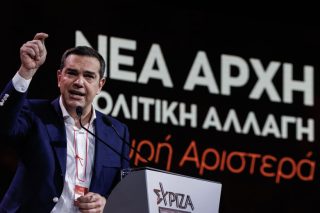 Η πολιτική της προσομοίωσης