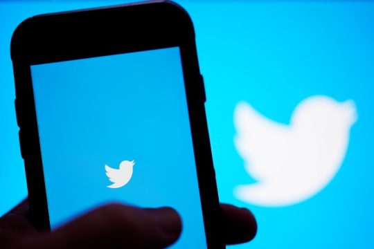Ο Ίλον Μασκ προαναγγέλλει Twitter επί πληρωμή για ορισμένους