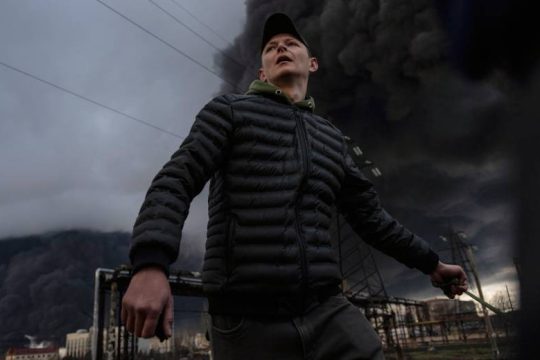 Πυραυλική επίθεση στην Οδησσό, καθυστερεί η απομάκρυνση αμάχων απ’ τη Μαριούπολη