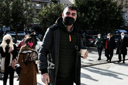 Μαραθώνια απολογία του Κώστα Βαξεβάνη