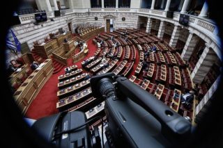 Βροχή τροπολογιών, η πολλοστή για το Ελληνικό