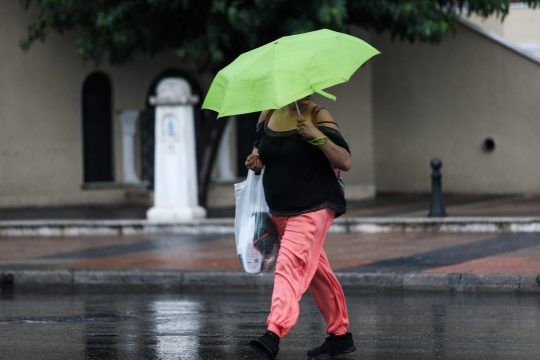 Υποχωρεί από το μεσημέρι η μαγιάτικη κακοκαιρία