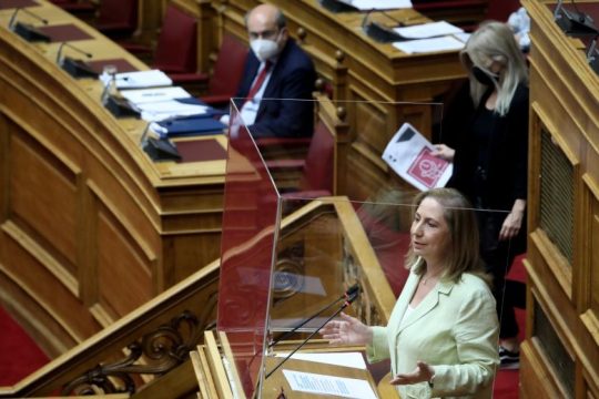 Ξενογιαννακοπούλου: Fast track απορρίψεις συντάξεων από Χατζηδάκη