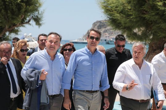 Περιοδείες με άρωμα κάλπης