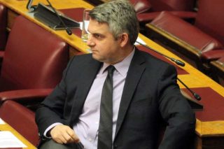 «Δίνετε δώρο 70 εκατ. ευρώ σε μεγαλοεργολάβους»