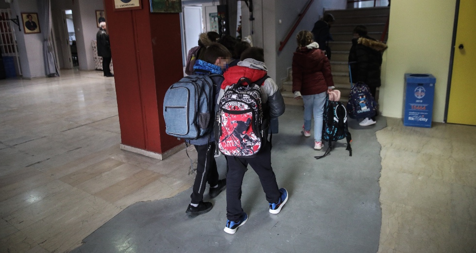 Κόβουν επίδομα στέγασης σε οικογένειες με παιδιά που έμειναν στην ίδια τάξη