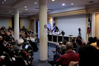 Oμόφωνο ψήφισμα του Δ.Σ. Αθηναίων κατά της Χρυσής Αυγής