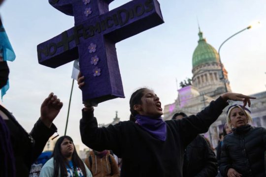 Μαζική πορεία κατά των γυναικοκτονιών στο Μπουένος Άιρες