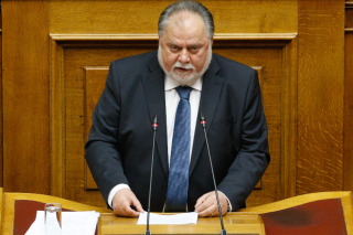 Δυσανεξία του γαλάζιου βουλευτή στη δημόσια κριτική