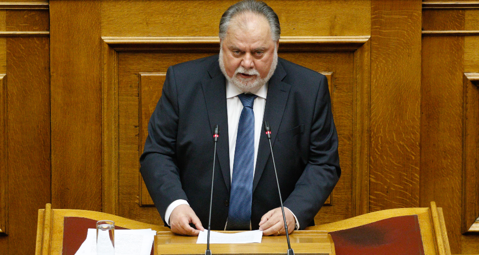 Δυσανεξία του γαλάζιου βουλευτή στη δημόσια κριτική
