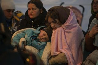Το μαρτύριο των προσφύγων και το …«παιχνίδι» με τις λέξεις!