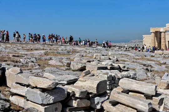 Ακόμα και τα αυτονόητα εξασφαλίζονται με χορηγίες