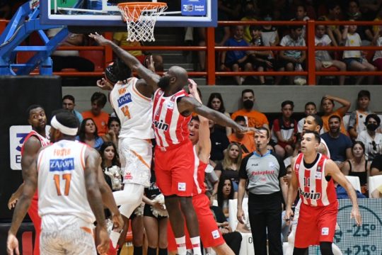 Διαστημικός, ως συνήθως, έκανε το 2-0 στην Πάτρα