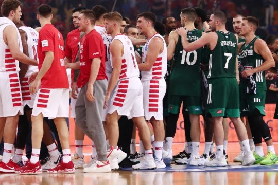 Η μητέρα των μαχών
