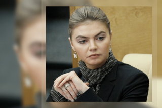 Στην τελική λίστα των κυρώσεων η φερόμενη ως σύντροφος του Πούτιν