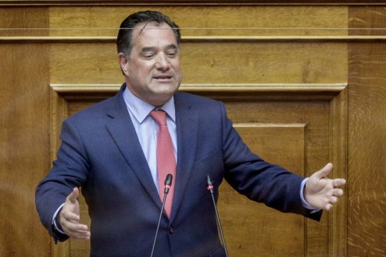 «Δυνάμεις» κρατάει η κυβέρνηση, γι’ αυτό δεν παίρνει μέτρα για την ακρίβεια