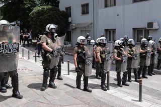 «Πάνω σε τραυματισμένους φοιτητές καμία βιβλιοθήκη δεν χτίζεται»