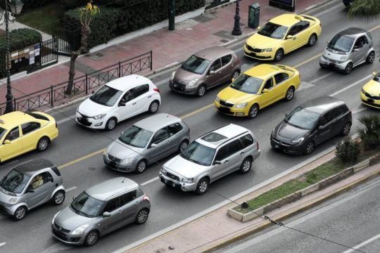 Τέλος τα αυτοκίνητα με βενζίνη και ντίζελ στην Ευρώπη από το 2035