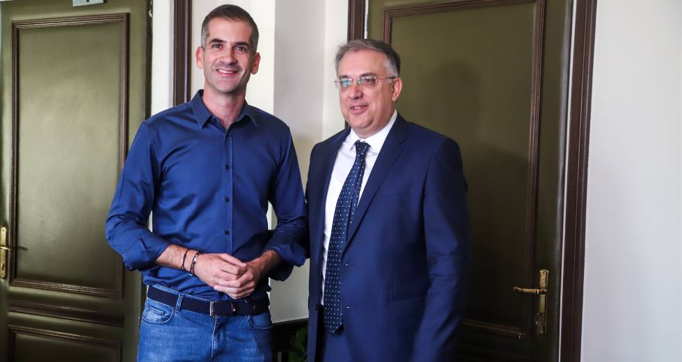 Νέες επιχειρήσεις – σκούπα προανήγγειλε ο Θεοδωρικάκος