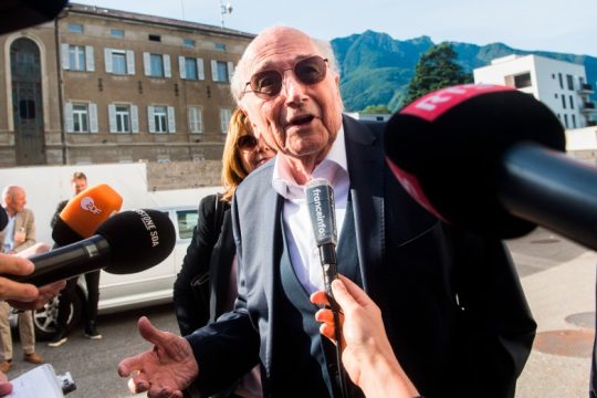 «Πολύ άρρωστος» για να καταθέσει δήλωσε ο Μπλάτερ