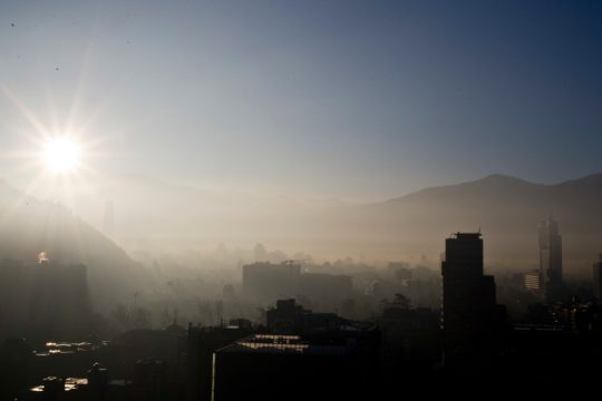 Χιλή: Δεκάδες δηλητηριασμένοι, κυρίως παιδιά, από διοξείδιο του θείου