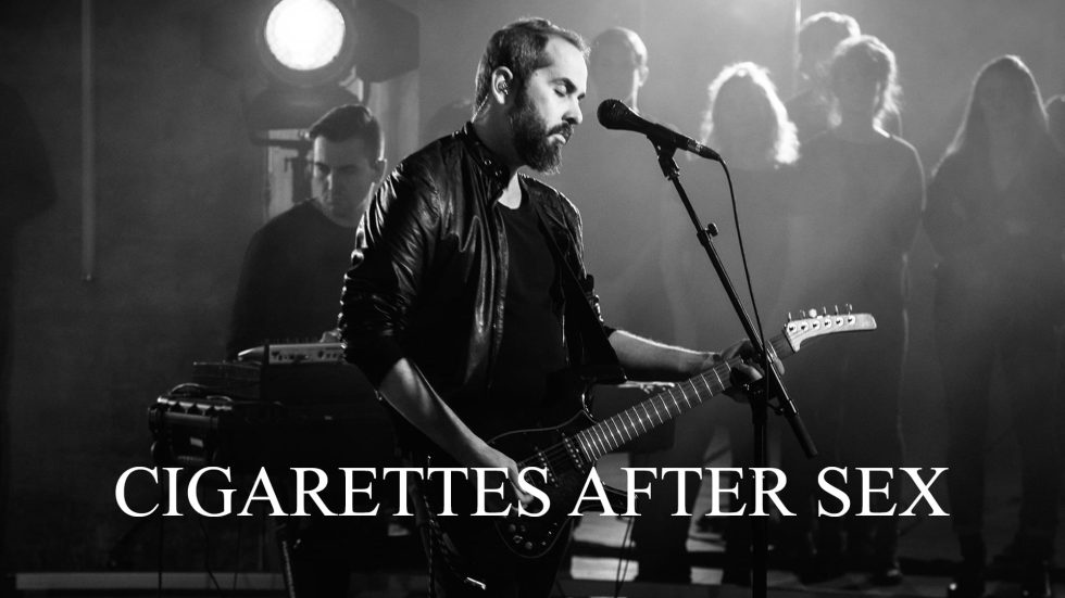 Μουσική, ποτά και… Cigarettes After Sex
