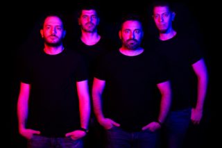 Desert Monks: Περισσότερος ανθρωπισμός, λιγότερο σκοτάδι στο δικό μας Sympan