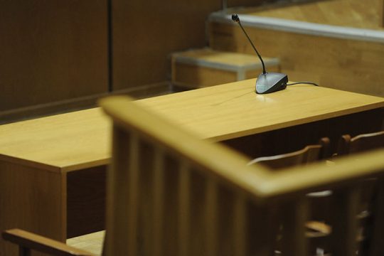 Αναβλήθηκε η δίκη για τη ρατσιστική επίθεση σε βάρος μεταναστών στο Λασίθι