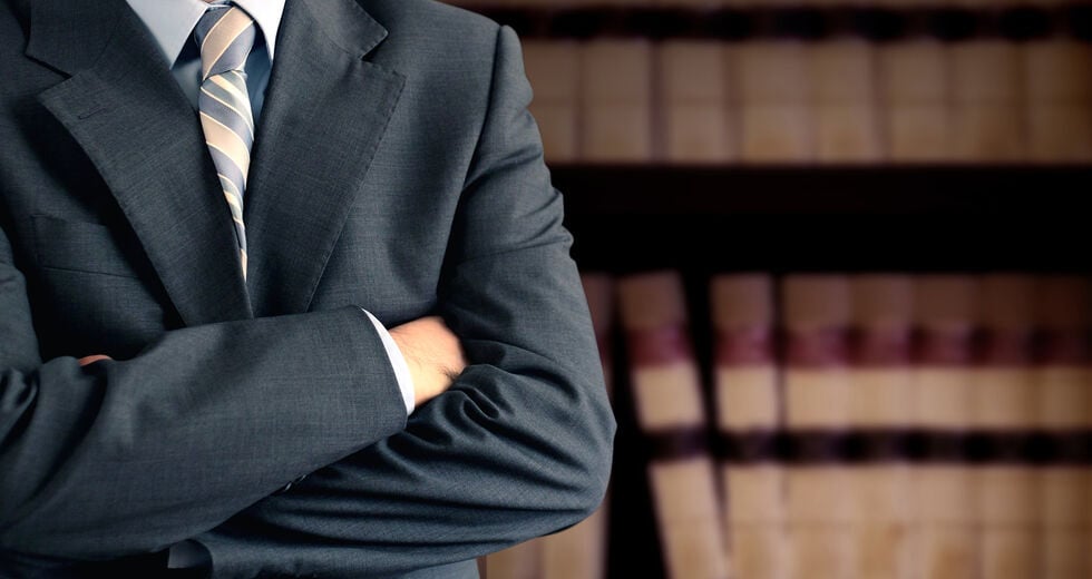 Επί ποδός οι δικηγόροι για το πλαφόν στις αναβολές