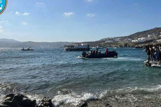 Οκτώ οι αγνοούμενοι από το ναυάγιο στη Δήλο