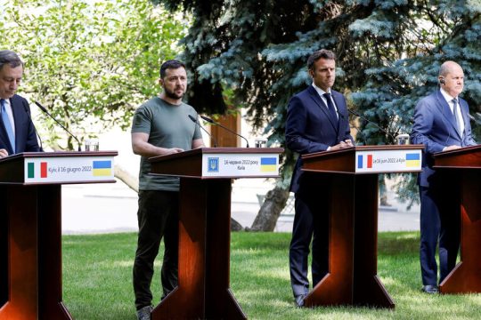 Υψηλοί συμβολισμοί, χαμηλά… αποτελέσματα