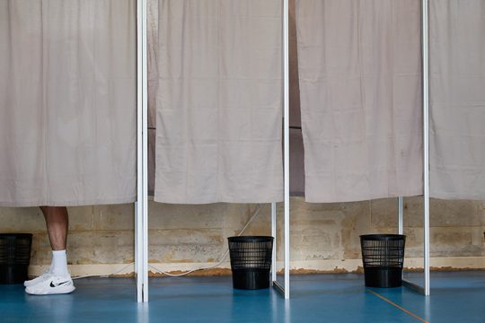 Σάρωσε το δεξιό Λαϊκό Κόμμα στην Ανδαλουσία