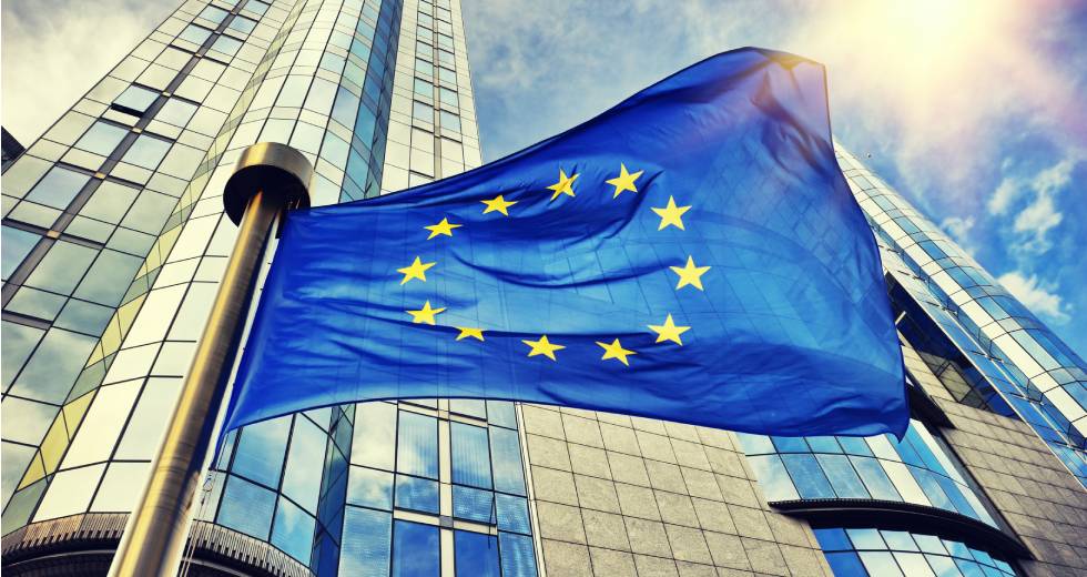 Ε.Ε. κατά Λονδίνου για την παραβίαση του διεθνούς δικαίου