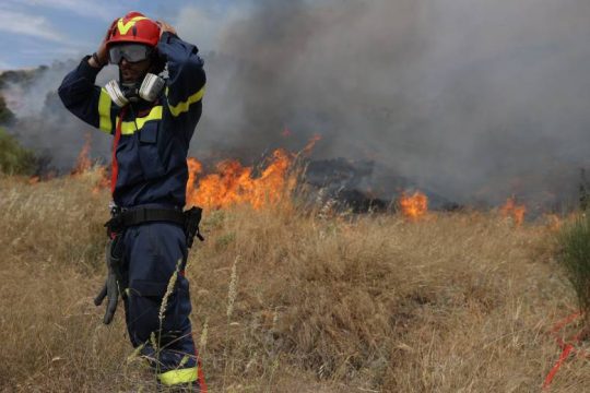 Καλύτερη η εικόνα στη φωτιά της Ύδρας