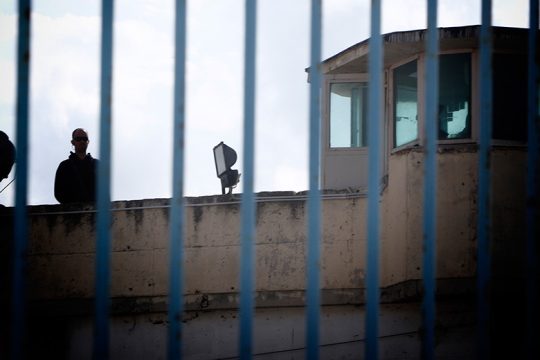 Νεκροί δύο κρατούμενοι σε Χανιά και Ηράκλειο
