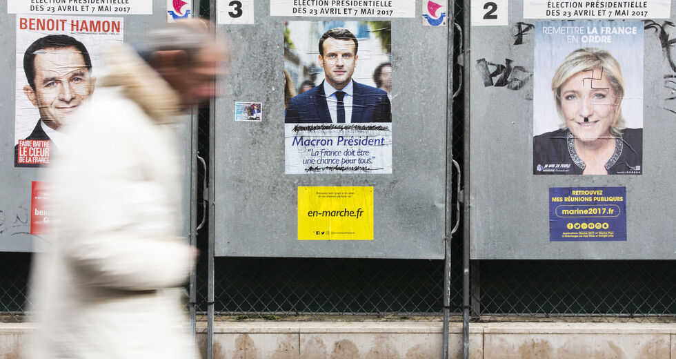 «Εξημερώνοντας» την άκρα Δεξιά σήμερα