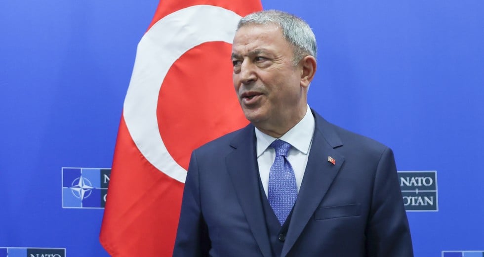 Μερική αναδίπλωση Ακάρ μετά τις ακρότητες