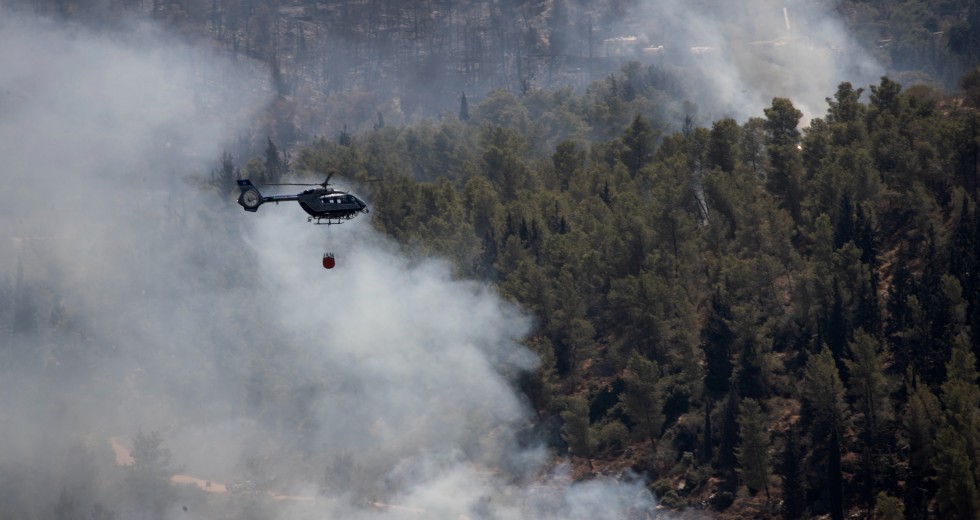 Σε ύφεση ή οριοθετημένα τα πύρινα μέτωπα
