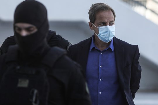 «Καριεροκτονία» και «σκευωρία» βλέπει ο αδελφός Λιγνάδη, νέο αυτογκόλ της υπεράσπισης