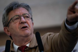 Τίποτα, τίποτα δεν τον σταματά!