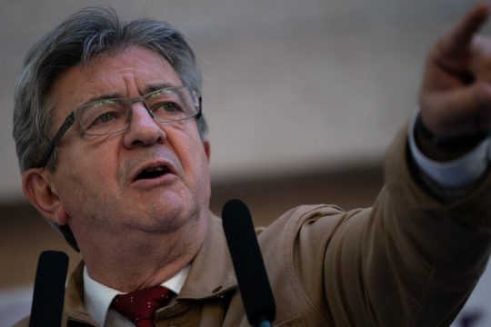 Τίποτα, τίποτα δεν τον σταματά!