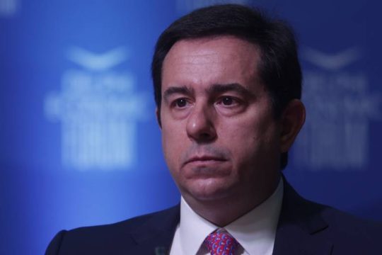 Απολογούμενος στις Βρυξέλλες ο Μηταράκης