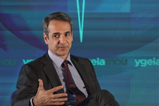 Θέλει δεν θέλει, πάει σε εκλογές