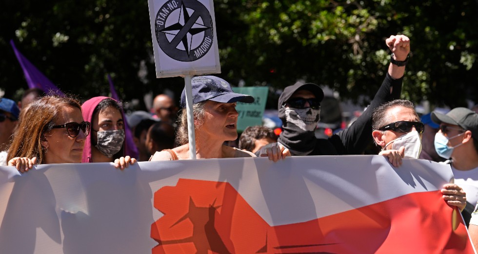 Καταγγελία ΚΚΕ για παρενοχλήσεις ευρωβουλευτή του από αστυνομικούς στη Μαδρίτη