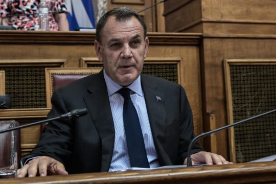 Ενημέρωση χωρίς συγκεκριμένα στοιχεία για τα όπλα από τον Παναγιωτόπουλο