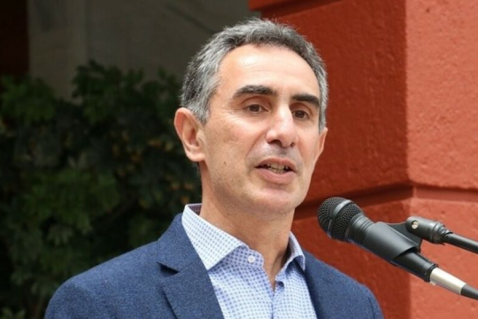 Εκλογή των πρυτανικών αρχών από την ακαδημαϊκή κοινότητα και ισχυρές Σύγκλητοι