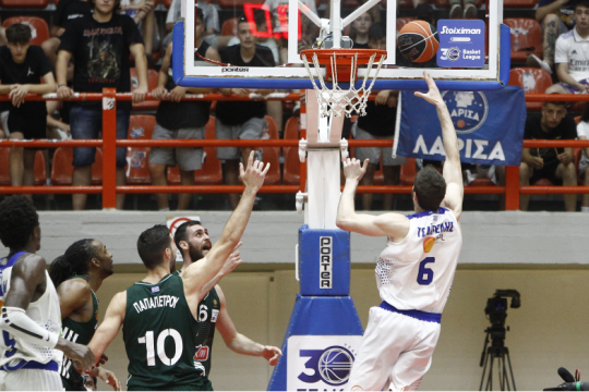 Η παθιασμένη Λάρισα οδήγησε σε 5ο ματς τη σειρά με τον Παναθηναϊκό