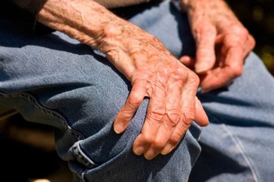 Πώς μια διάγνωση των αυτιών μπορεί να εντοπίσει το Πάρκινσον