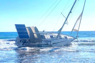 Προσάραξη ιστιοφόρου ανοιχτά της Ρόδου με 56 μετανάστες