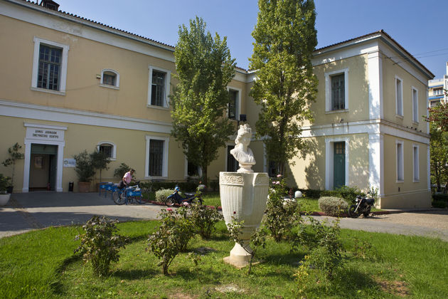 Σε ετοιμότητα οι δήμοι για την κορύφωση του καύσωνα – Άνοιξαν κλιματιζόμενοι χώροι